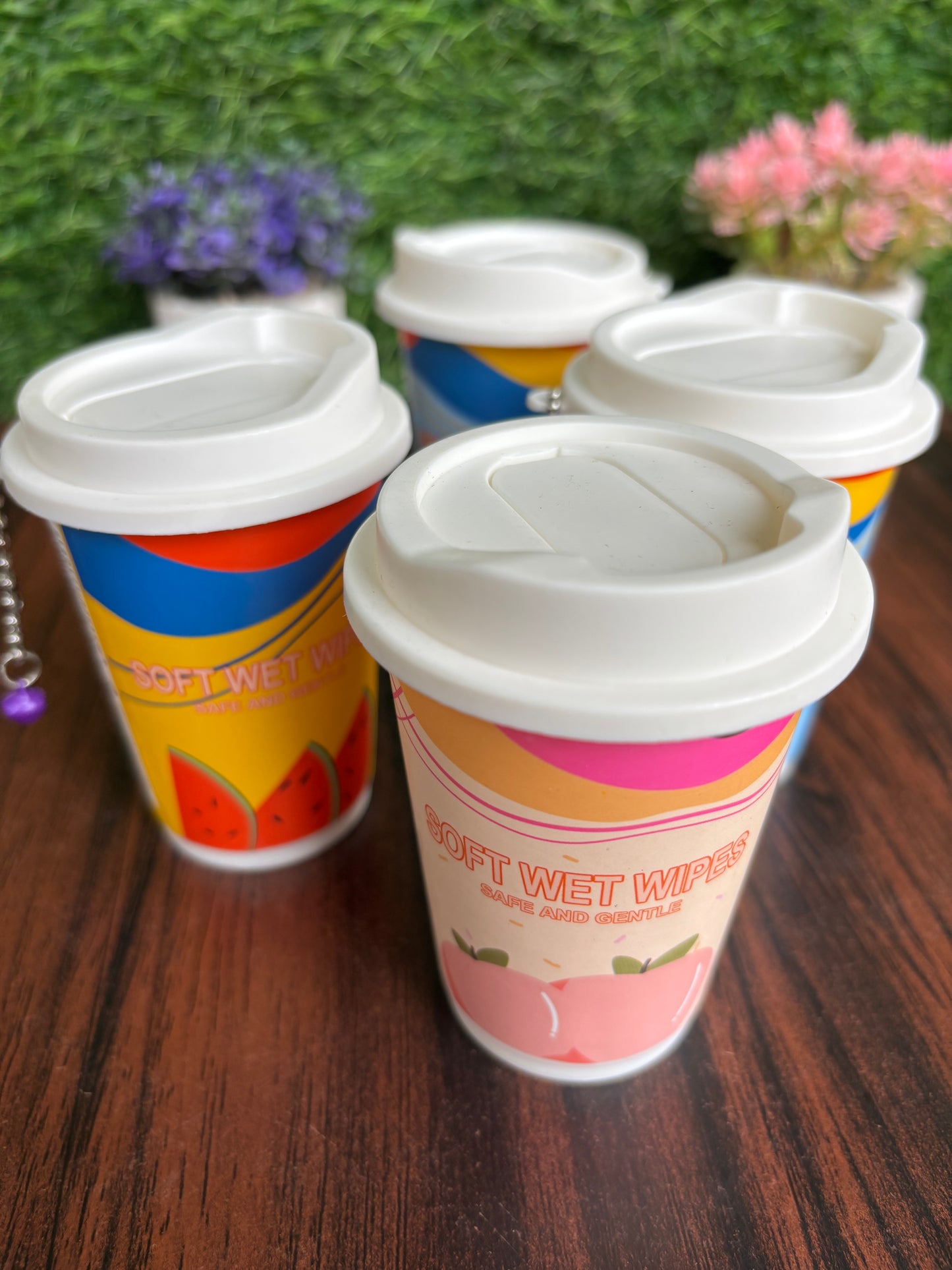 Sipper wet wipes can