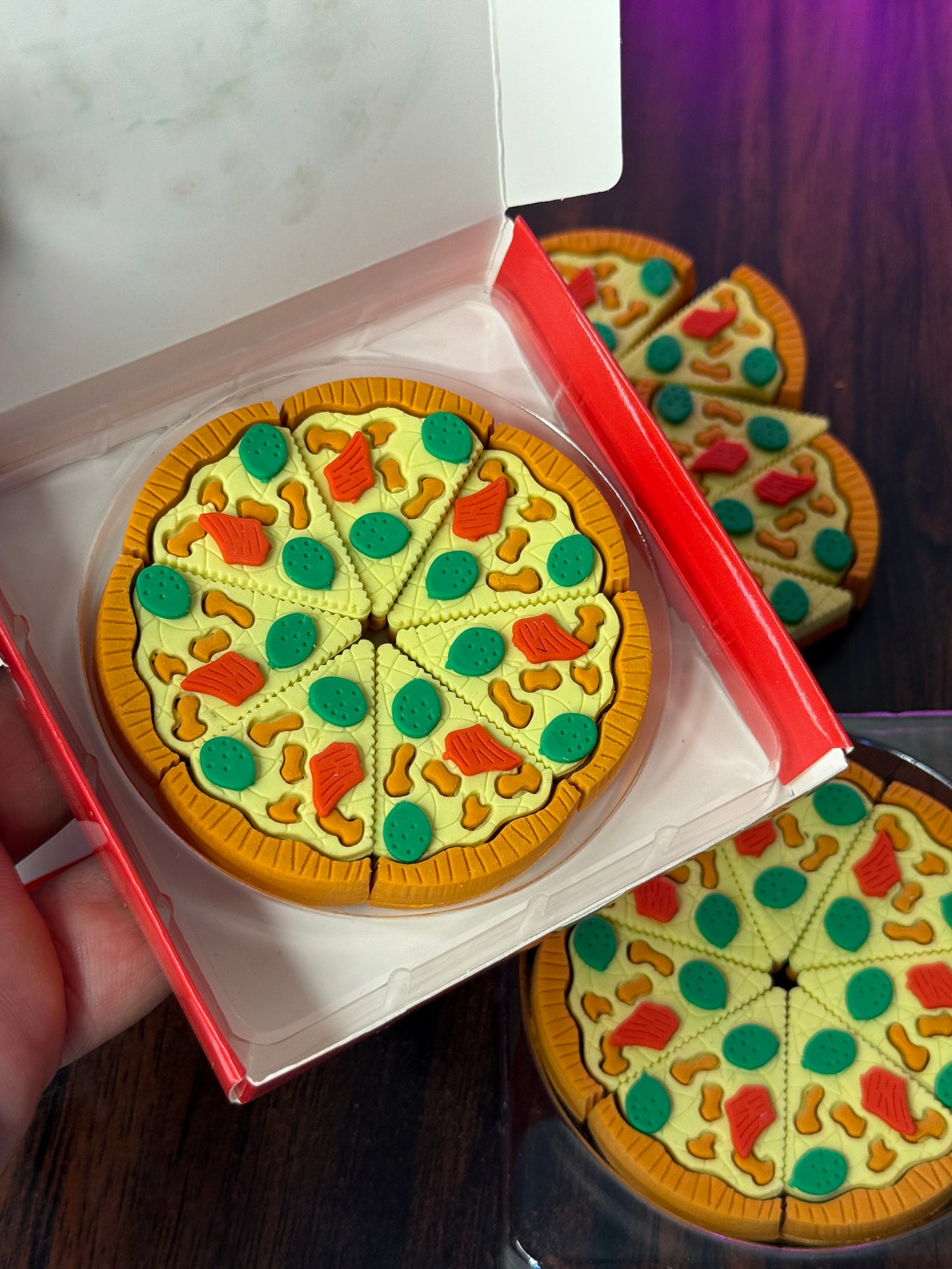 Pizzeria Erasers