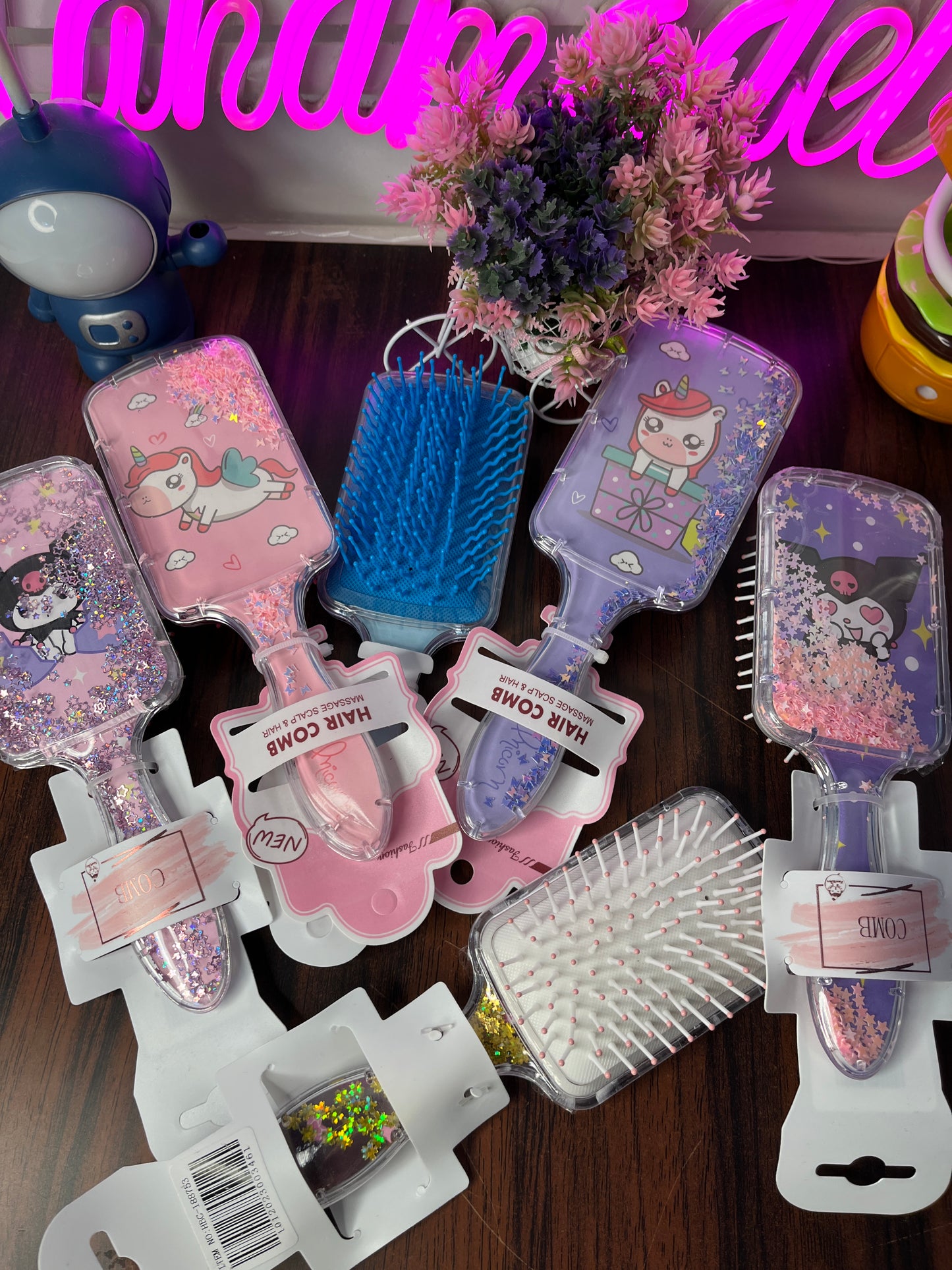 Unicorn & Kuromi Glitter Hair Brush