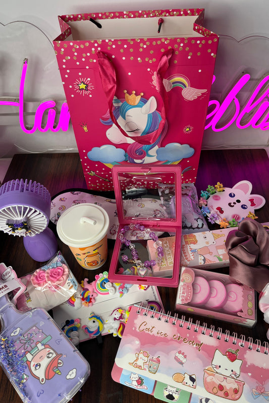 The Ultimate Unicorn & Princess Hamper ๐ฆ