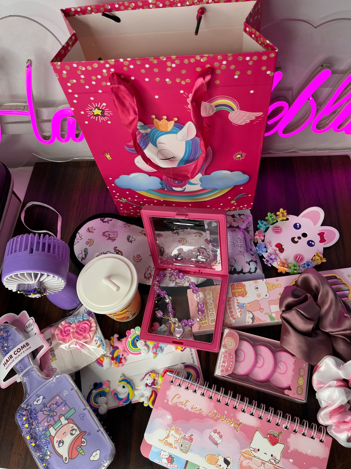 The Ultimate Unicorn & Princess Hamper π¦