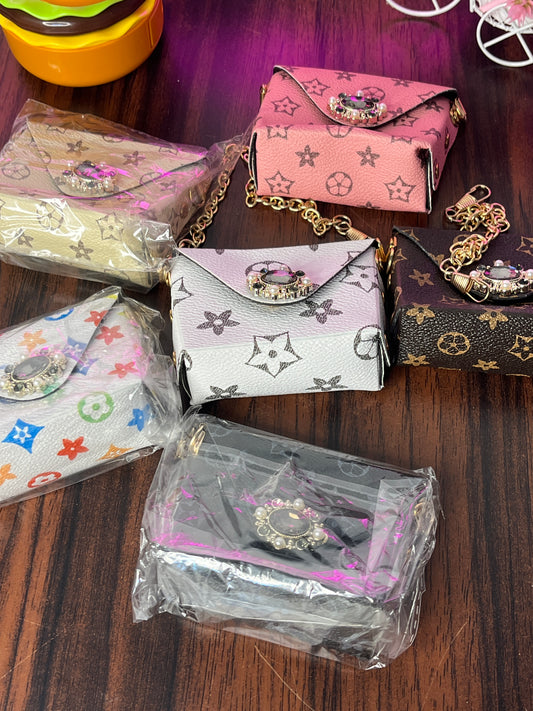 Designer-Inspired Mini Purses 👜